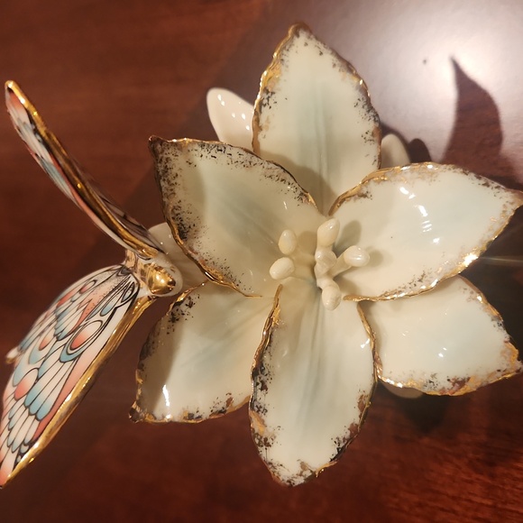 Lenox Butterfly and Flower Figurine with Gold Accents - Picture 5 of 6